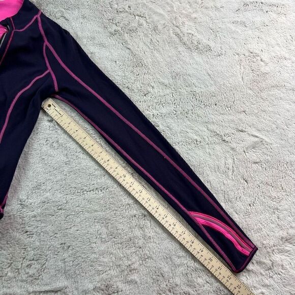 Lululemon Womens Size 4 Reversible Run U Turn Pullover 1/2 Zip Jacket Pink Purpl - Picture 11 of 12